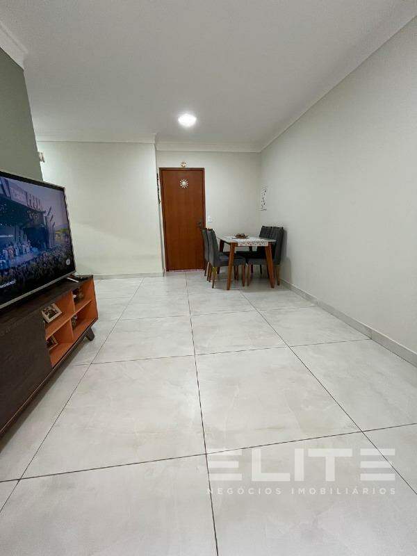 Apartamento para aluguel no Oswaldo Cruz : 