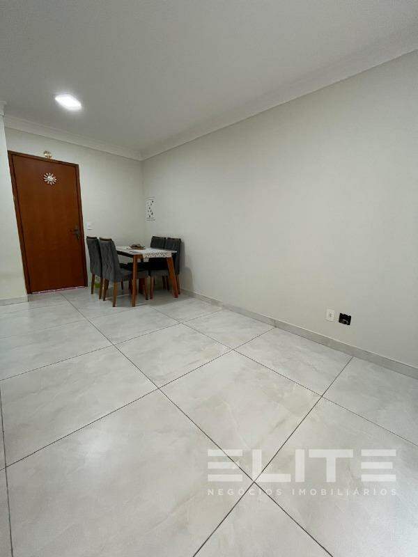 Apartamento para aluguel no Oswaldo Cruz : 