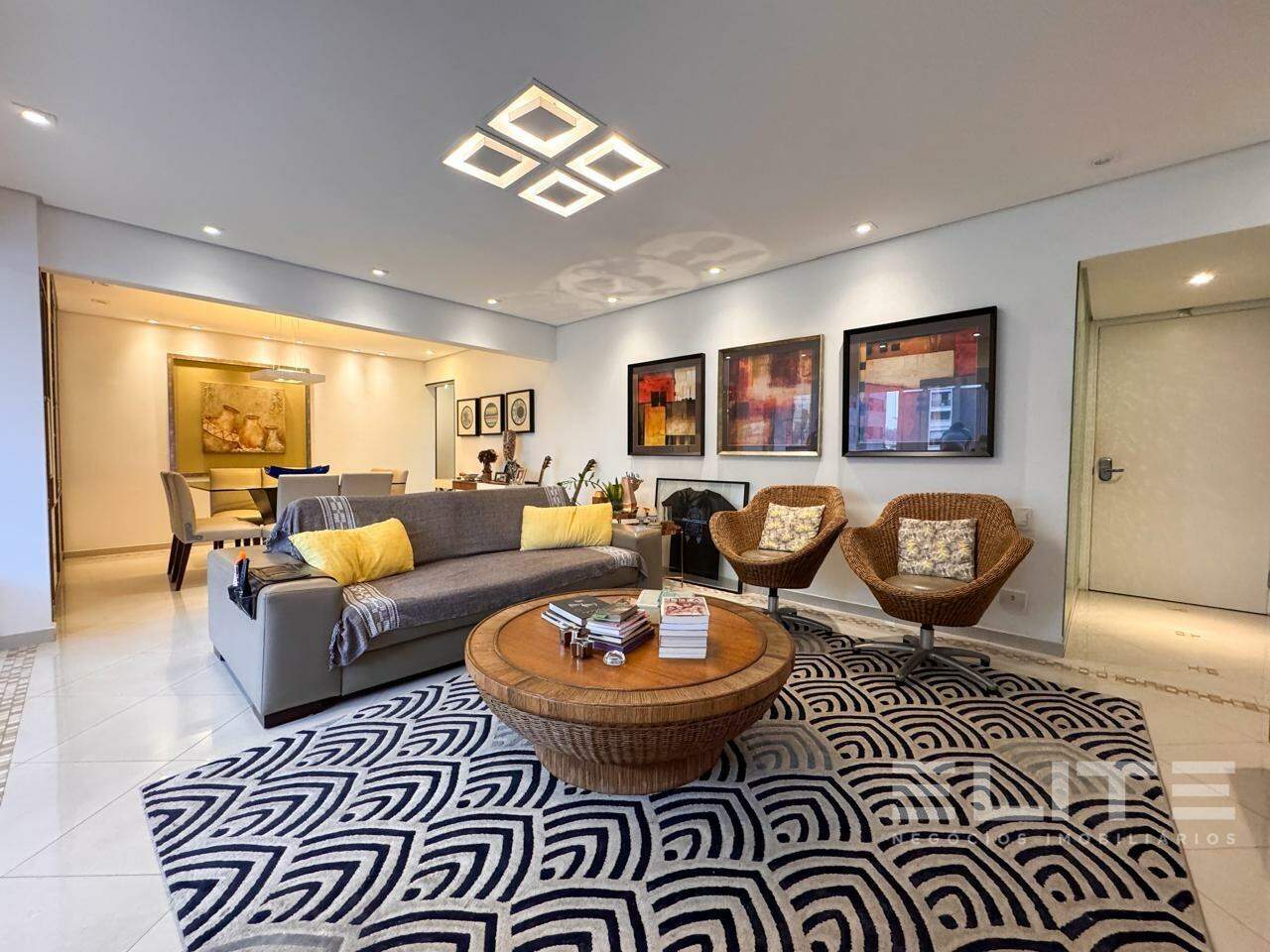 Apartamento para aluguel no Jardim: 