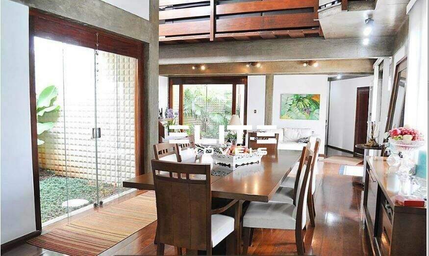 Sobrado à venda no Vila Gilda: 