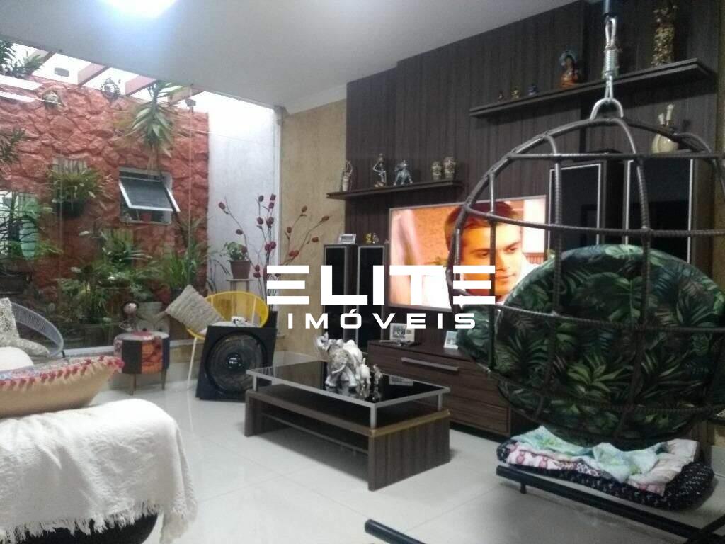 Sobrado à venda no Vila Guiomar: 