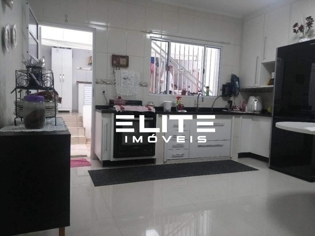 Sobrado à venda no Vila Guiomar: 