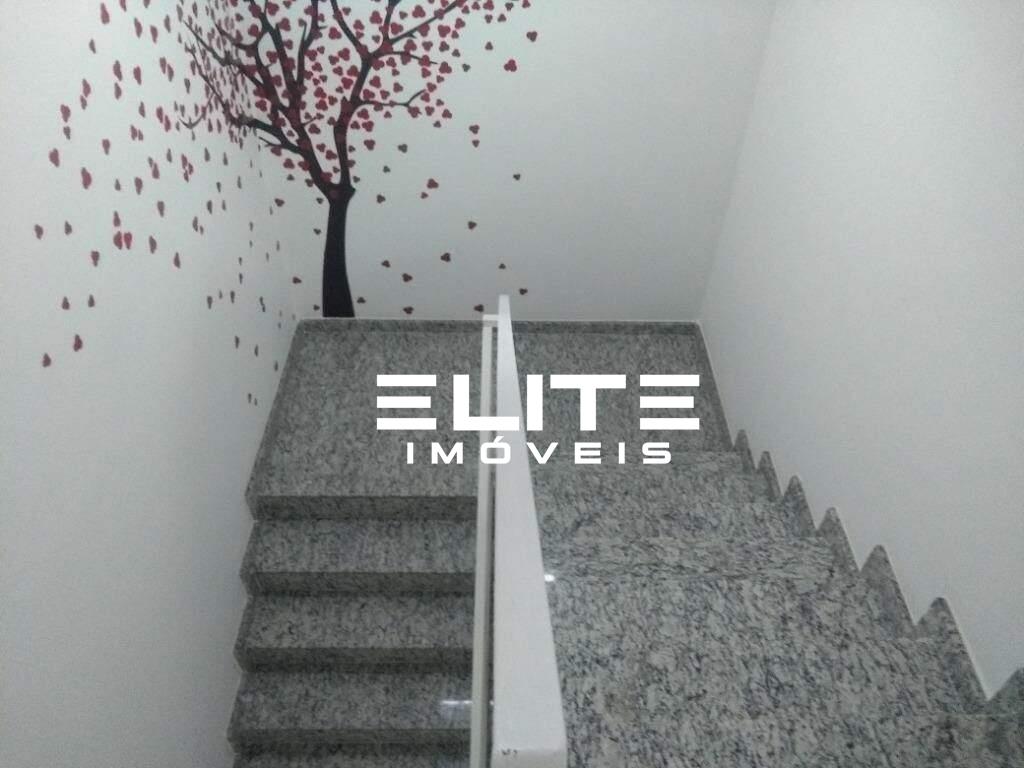 Sobrado à venda no Vila Guiomar: 