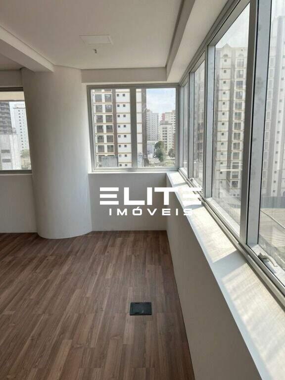 Sala à venda no Centro: 