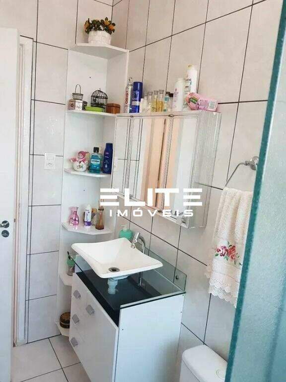 Sobrado à venda no Campestre: 