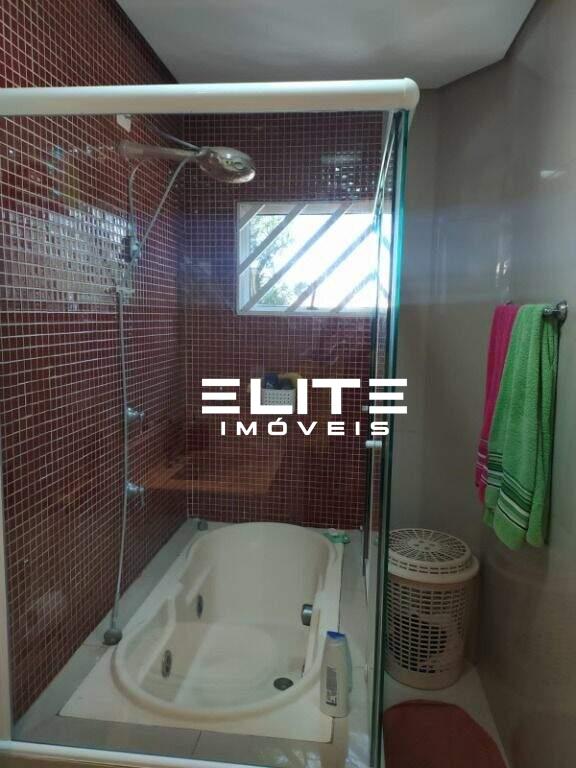 Sobrado à venda no Vila Valparaíso: 