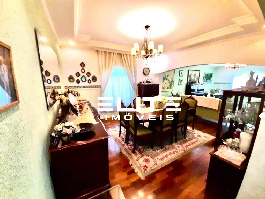 Sobrado à venda no Campestre: 