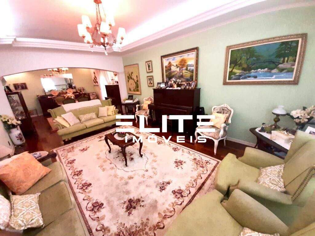 Sobrado à venda no Campestre: 