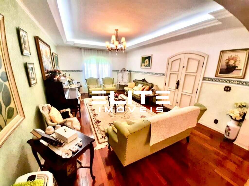 Sobrado à venda no Campestre: 