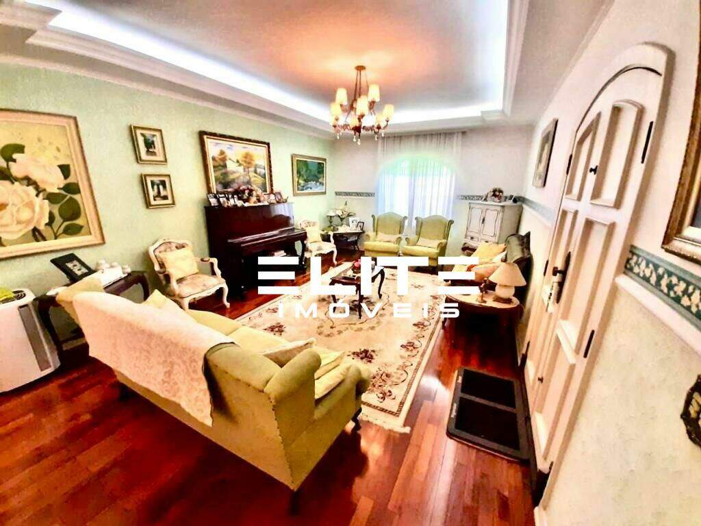 Sobrado à venda no Campestre: 