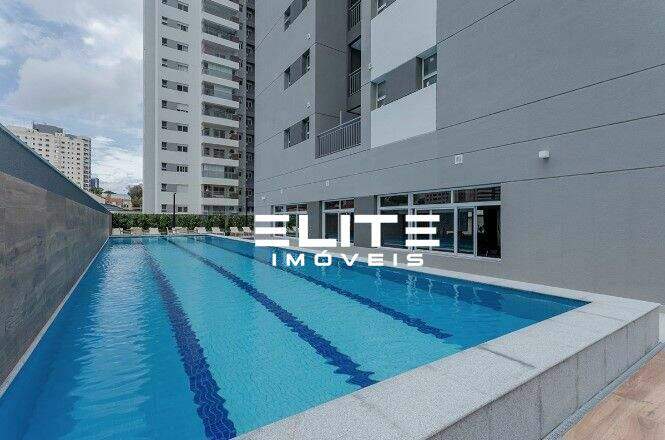 Apartamento à venda no Centro: Piscina