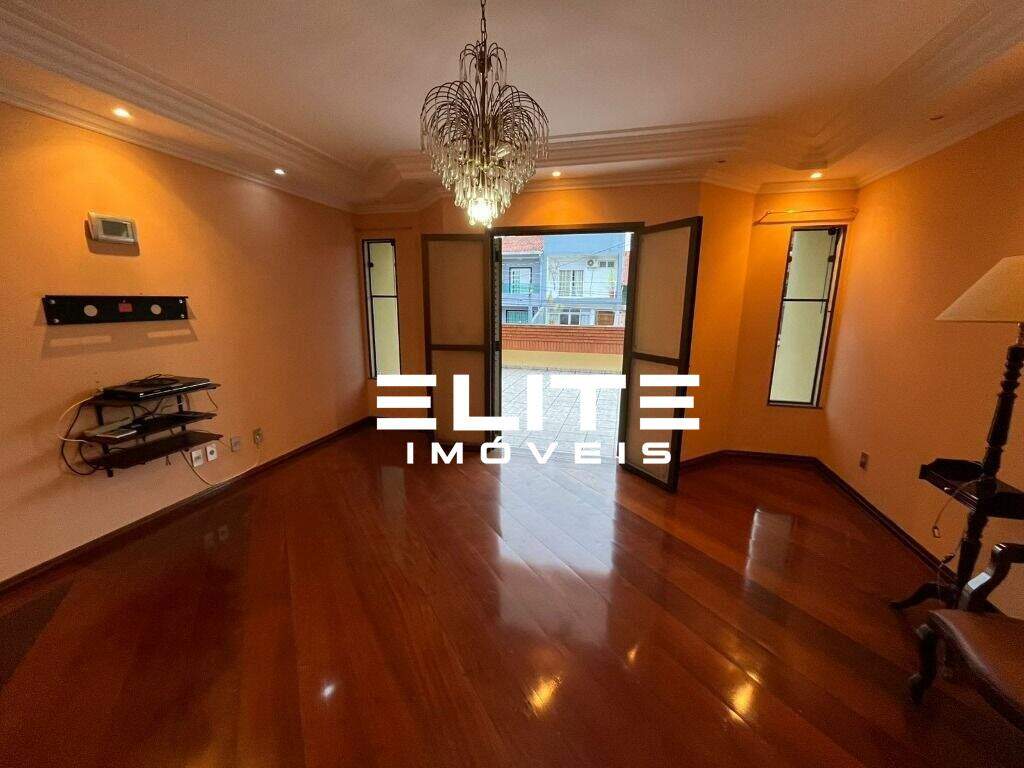 Sobrado à venda no Jardim Palermo: 