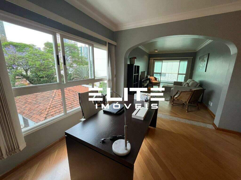 Apartamento à venda no Bairro Jardim: 