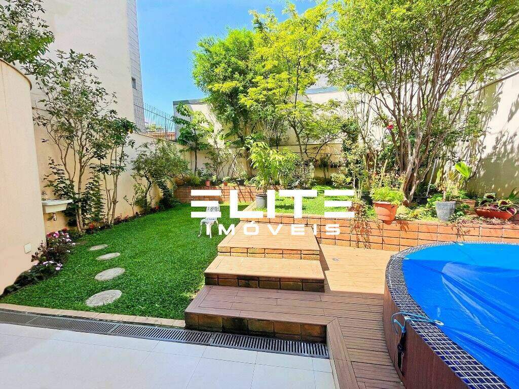 Sobrado à venda no Vila Bastos: 