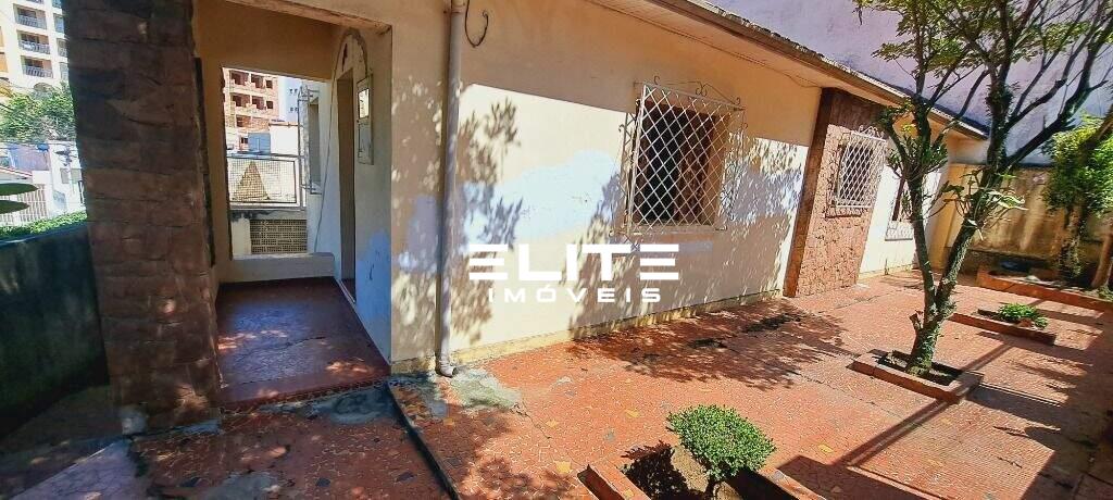 Casa à venda no Centro: 