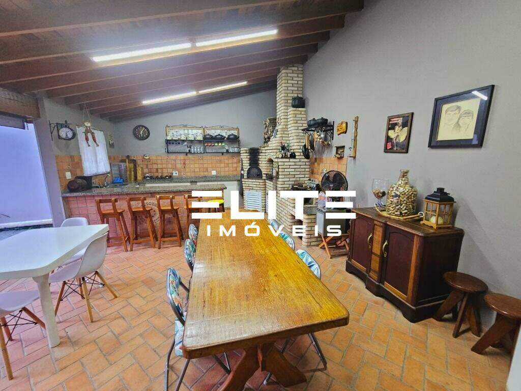 Casa à venda no Vila Eldízia: 