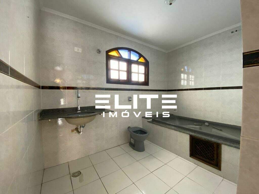 Sobrado à venda no Jardim Itrapoan: 