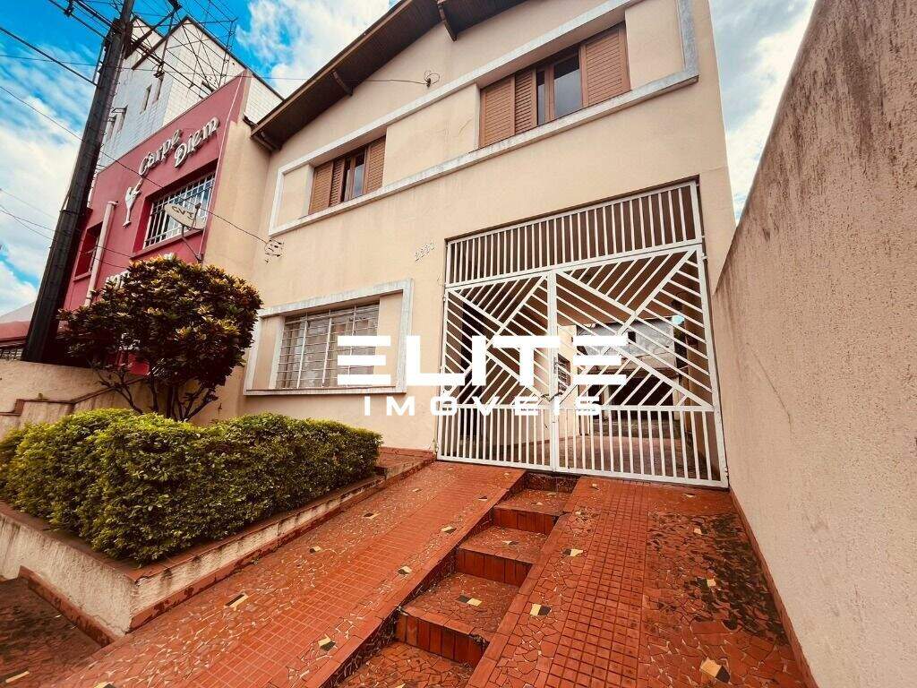 Sobrado à venda no Campestre: 