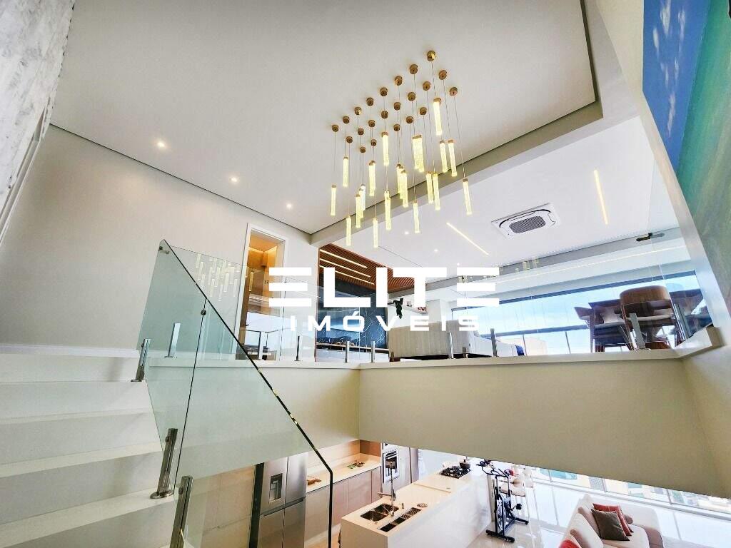 Cobertura à venda no Bairro Jardim: 