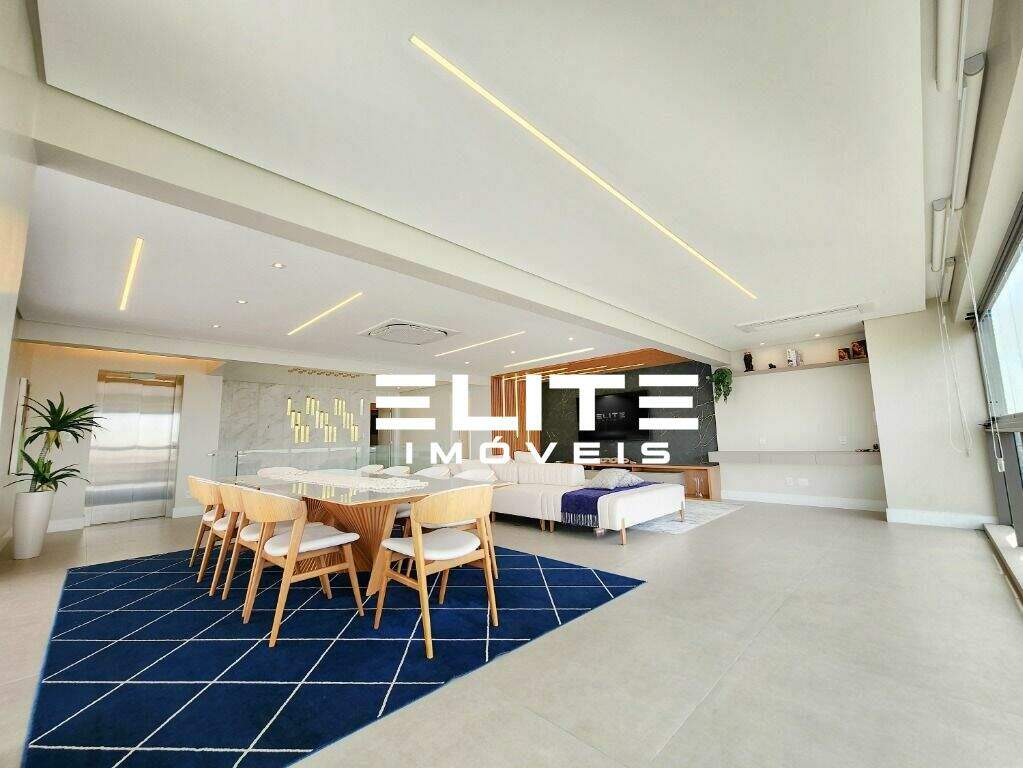 Cobertura à venda no Bairro Jardim: 