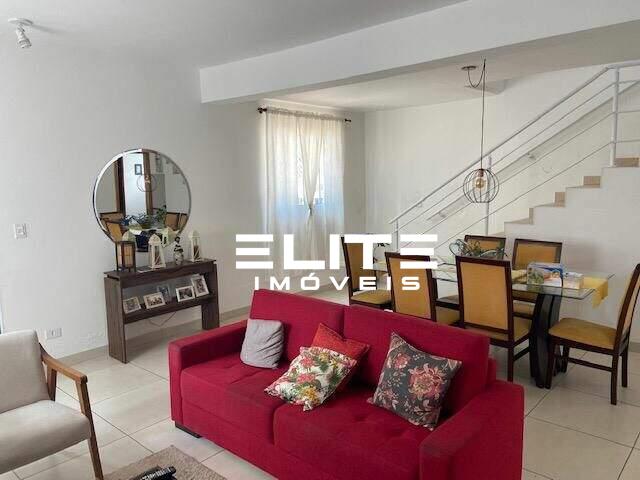 Sobrado à venda no Bairro Jardim: 