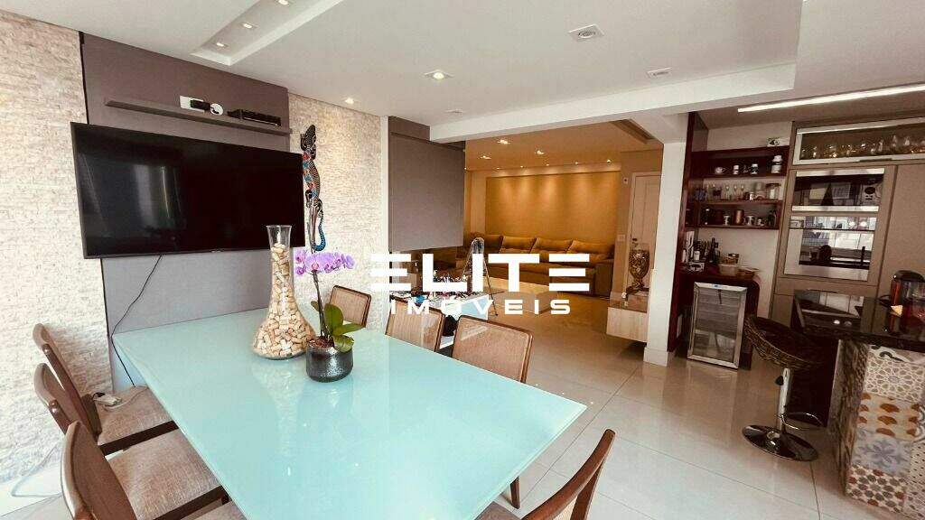 Apartamento à venda no Vila Scarpelli: 