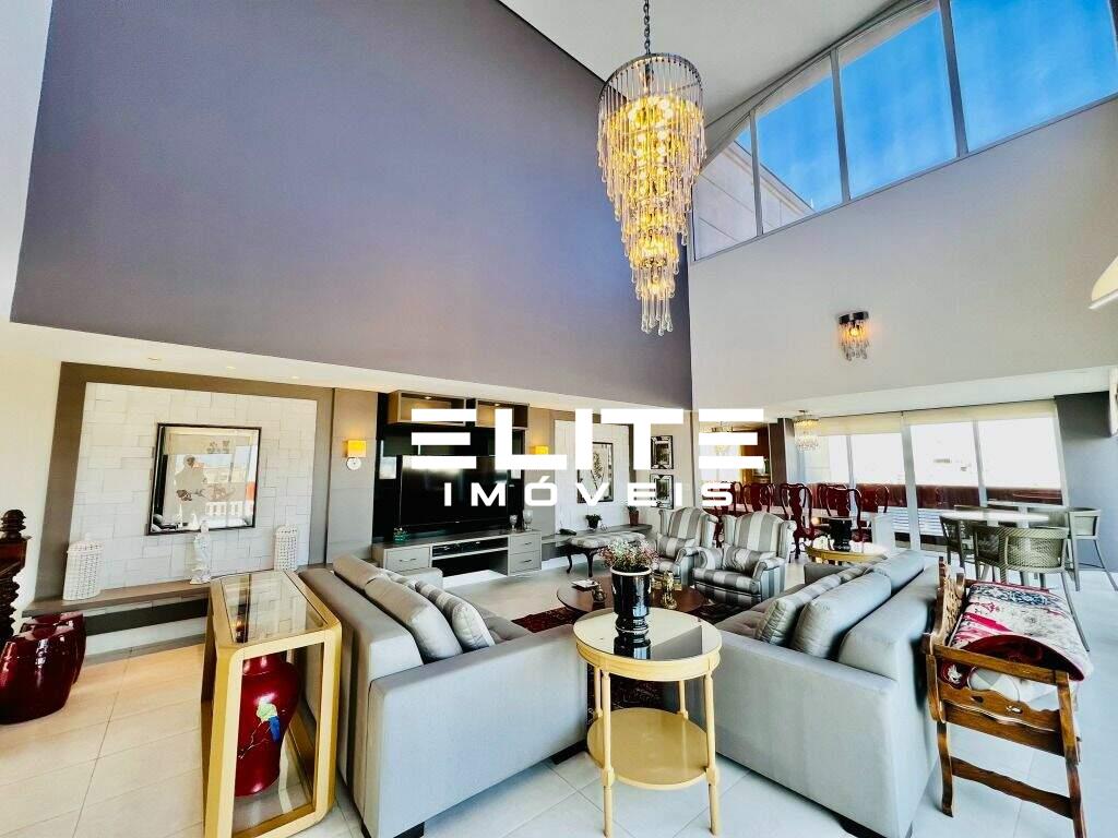 Cobertura à venda no Bairro Jardim: 