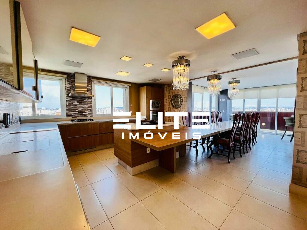 Cobertura à venda no Bairro Jardim: 