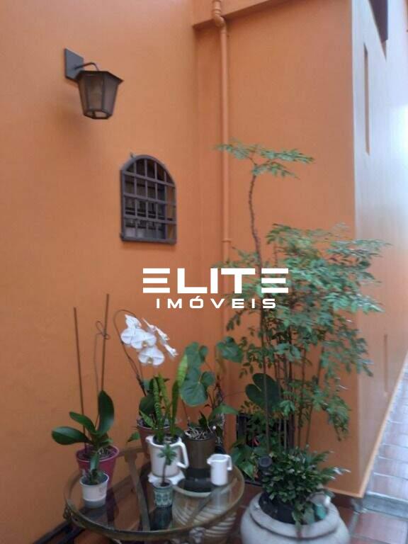 Sobrado à venda no Jardim do Estádio: 