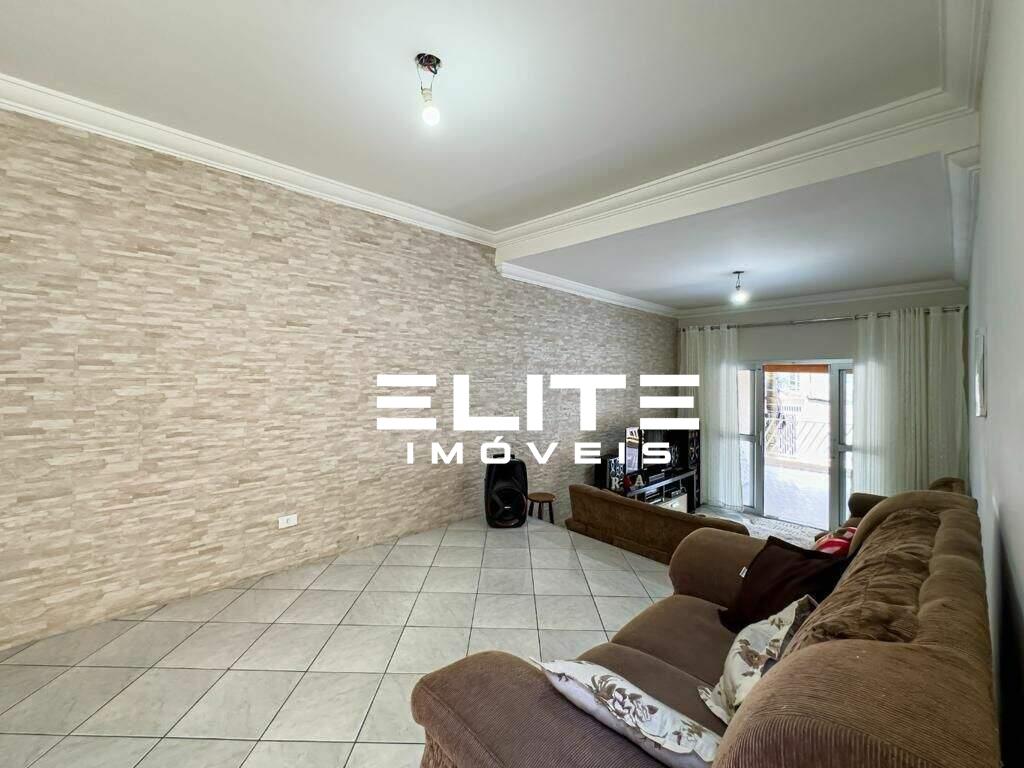 Sobrado à venda no Jardim Santo André: 