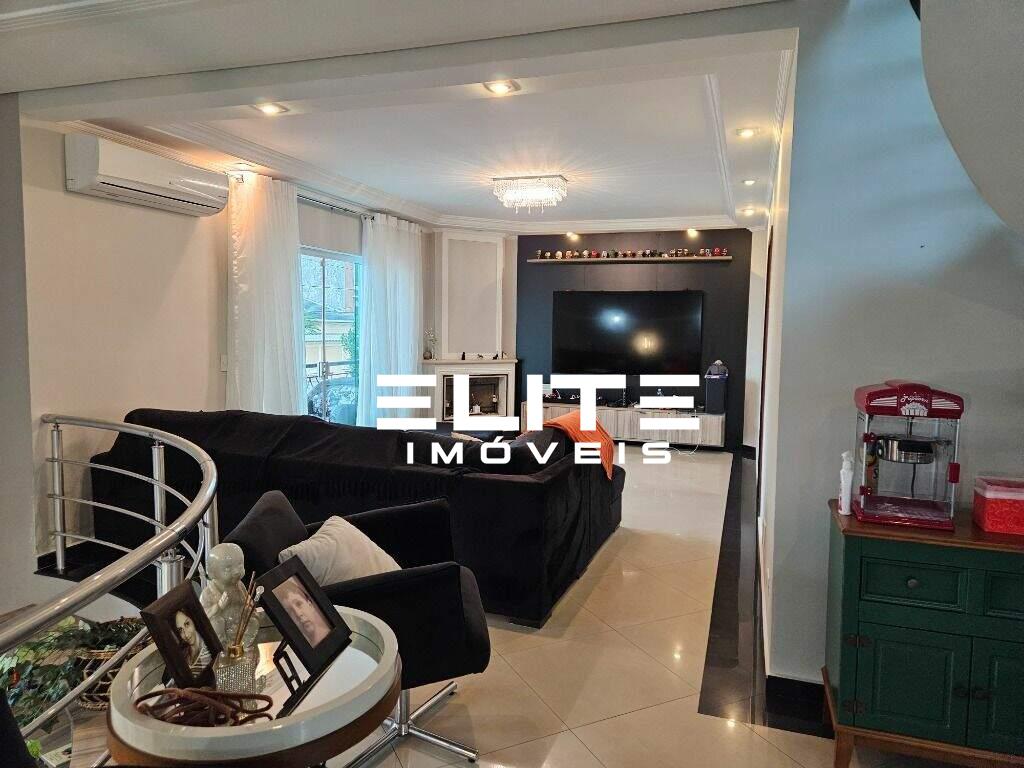 Sobrado à venda no Parque dos Pássaros: 