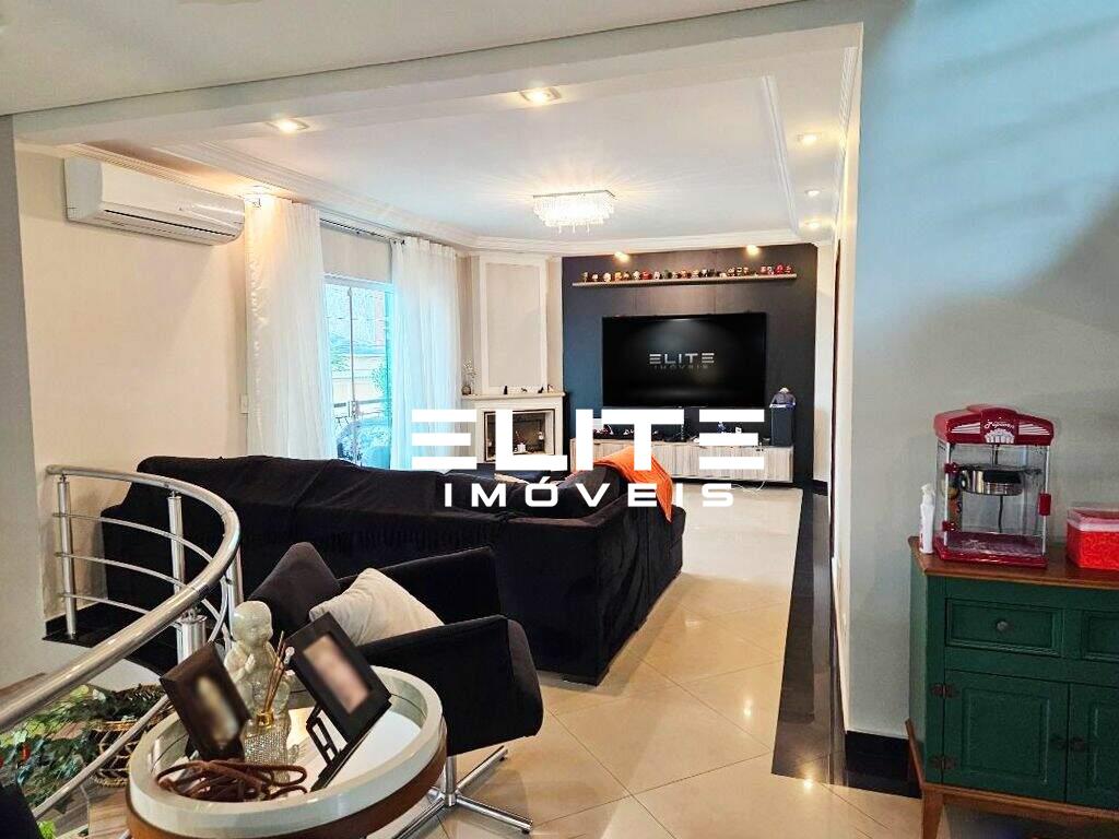 Sobrado à venda no Parque dos Pássaros: 