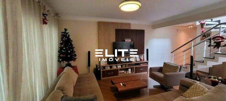 Sobrado à venda no Campestre: 