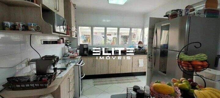 Sobrado à venda no Campestre: 