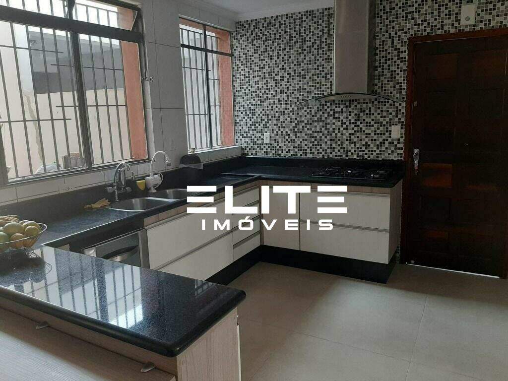 Sobrado à venda no Jardim Jamaica: 