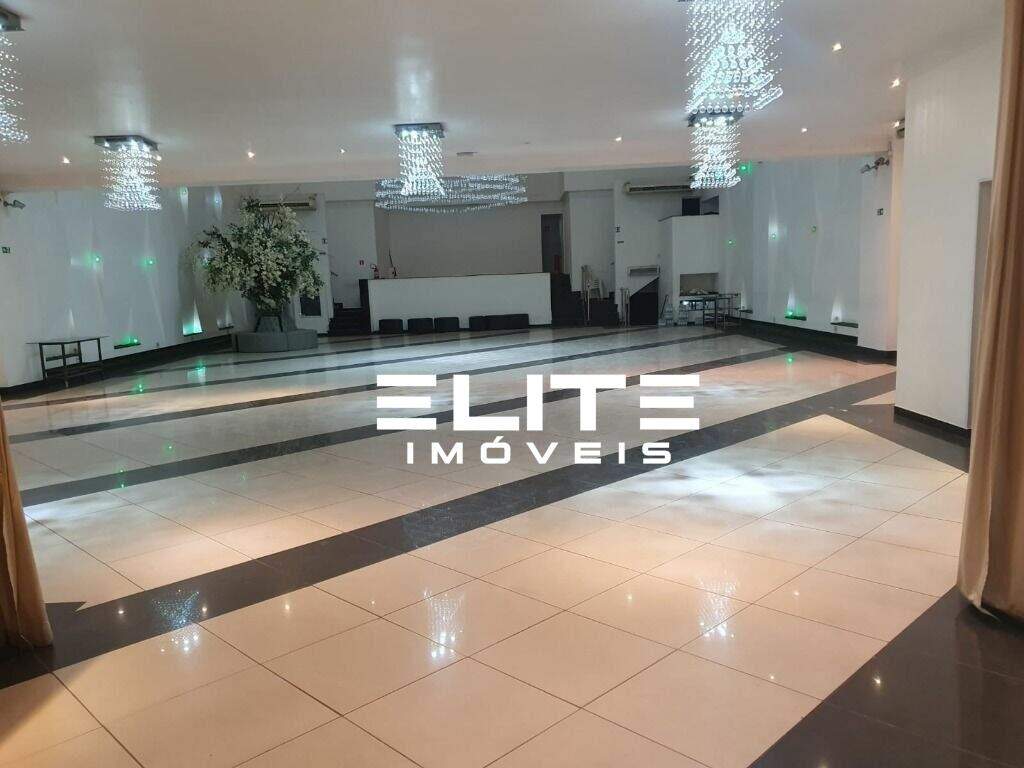 Prédio à venda no Bairro Jardim: 