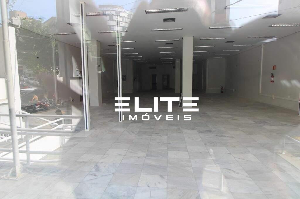 Prédio à venda no Centro: 