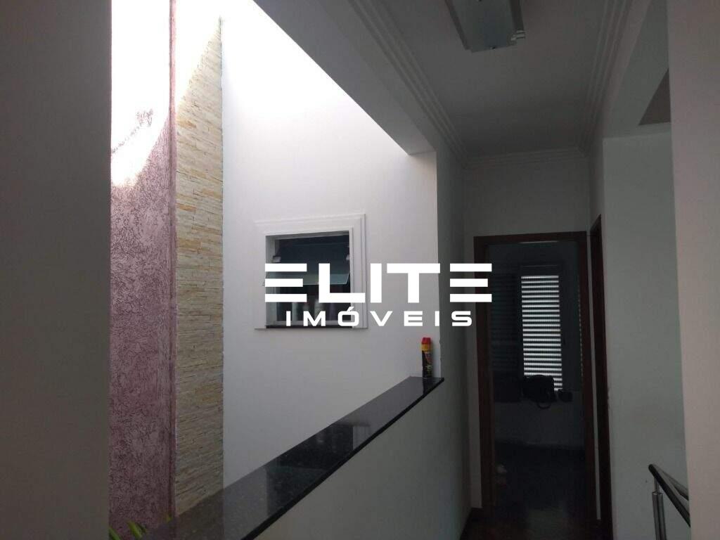 Sobrado à venda no Jardim Stella: 