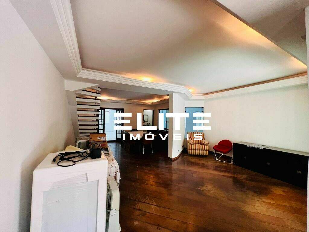 Sobrado à venda no Vila Valparaíso: 