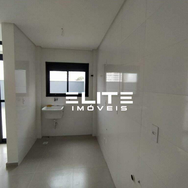 Apartamento à venda no Baeta Neves: 