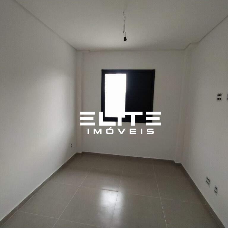 Apartamento à venda no Baeta Neves: 