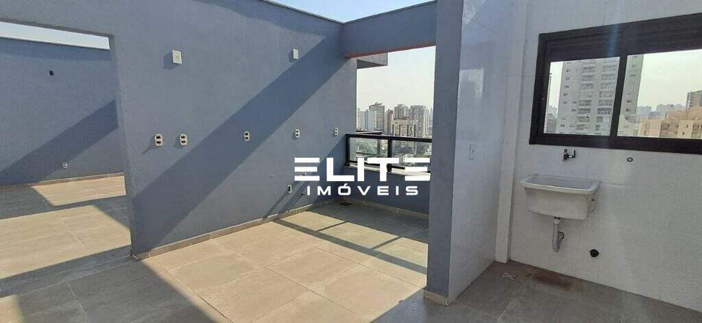 Cobertura à venda no Baeta Neves: 