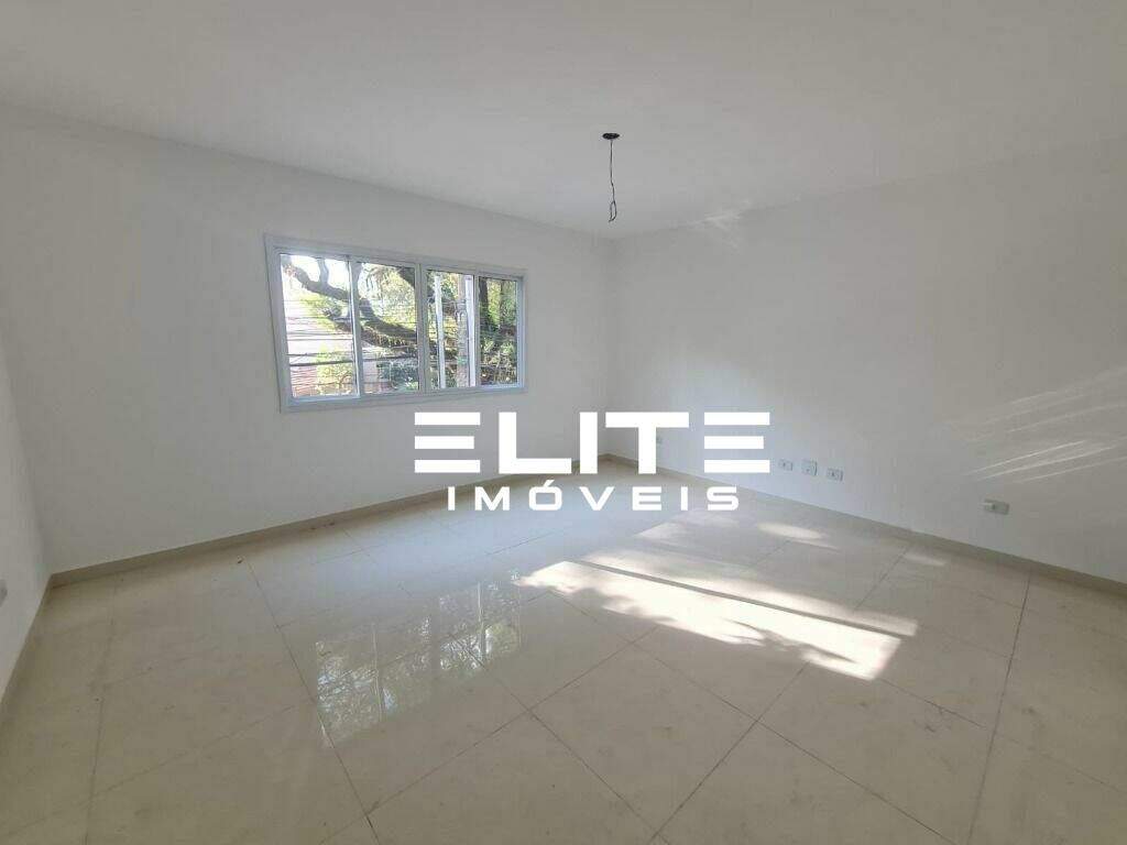 Sobrado à venda no Vila Alzira: 