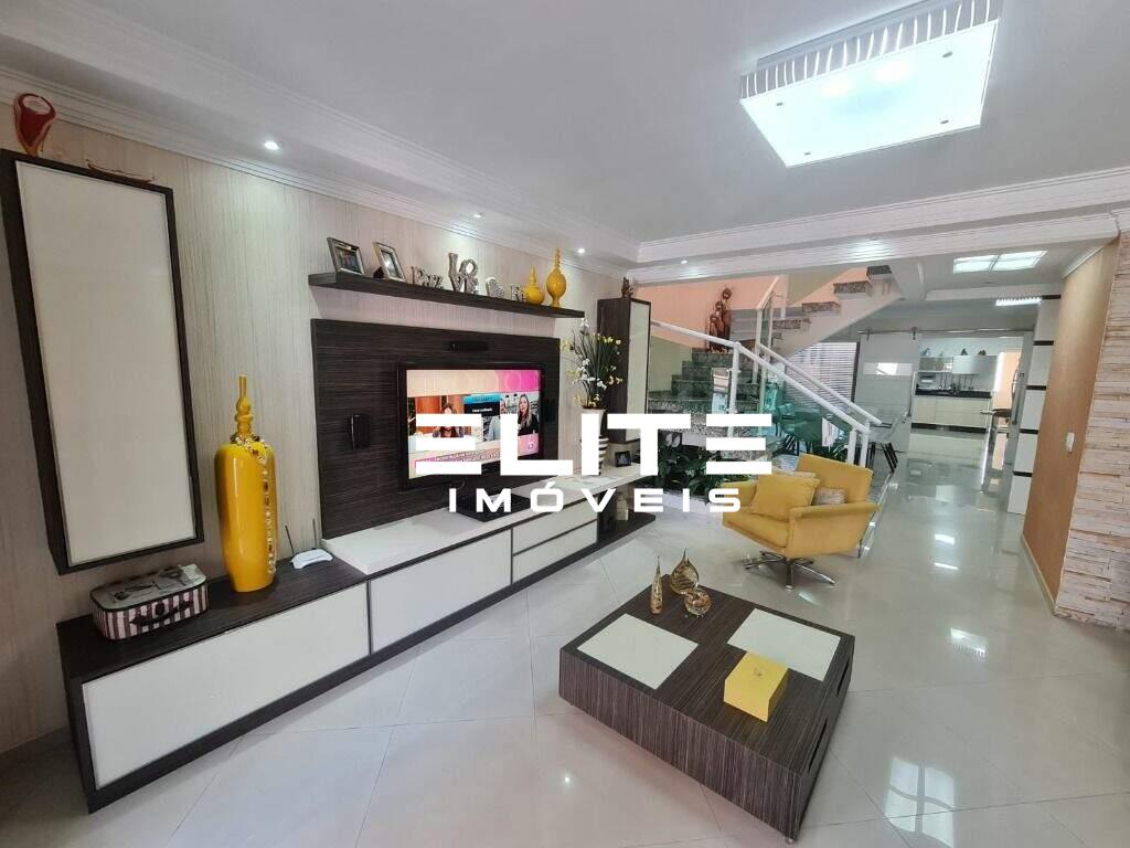 Sobrado à venda no Vila Santa Teresa: 