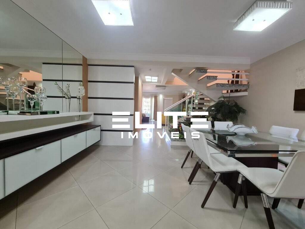 Sobrado à venda no Vila Santa Teresa: 