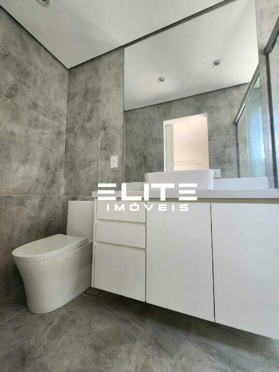 Sobrado à venda no Vila Valparaíso: 