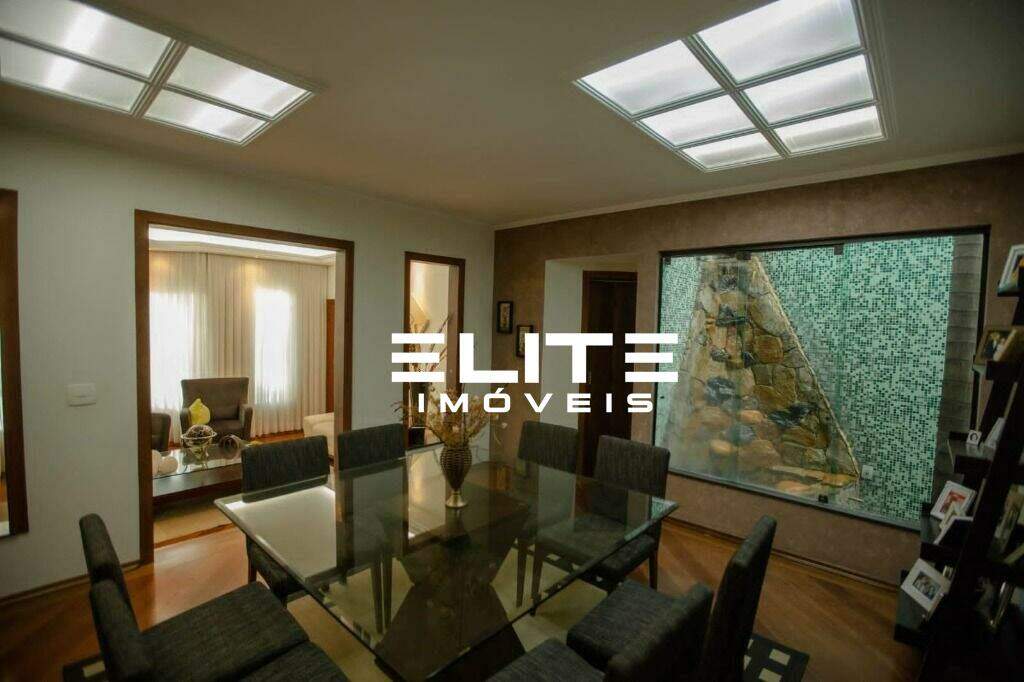 Sobrado à venda no Campestre: 