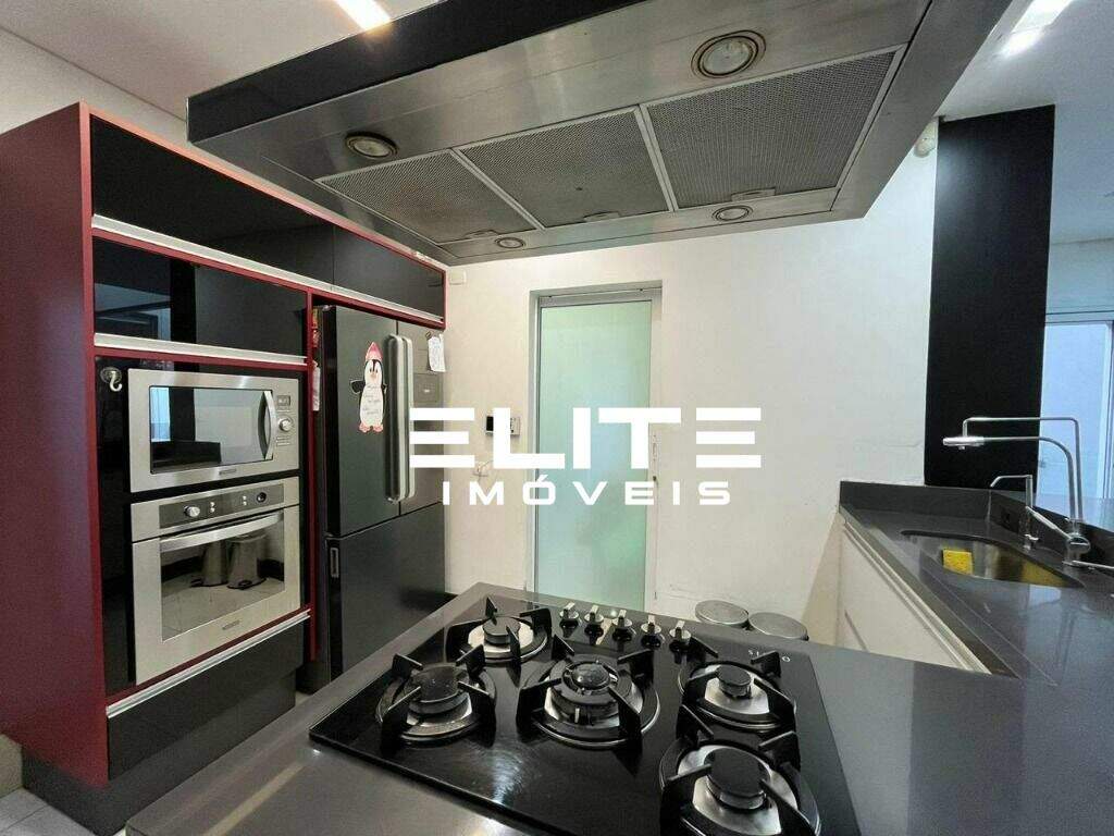 Sobrado à venda no Vila Vitória: 