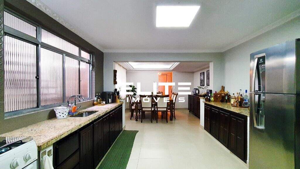 Sobrado à venda no Vila Camilópolis: 