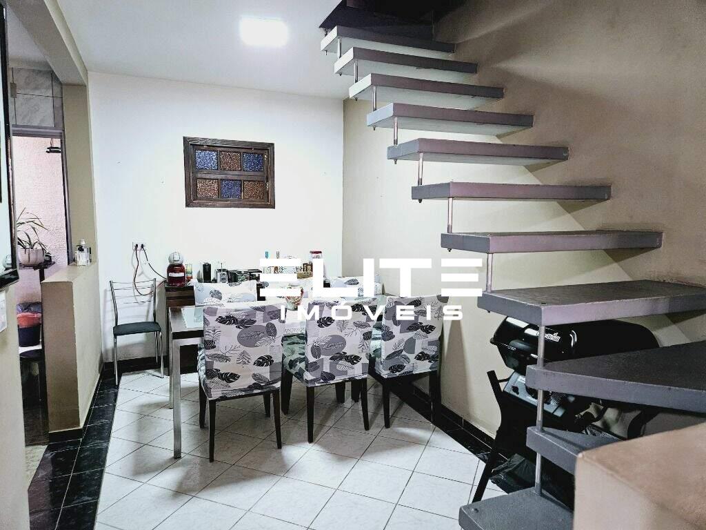 Sobrado à venda no Campestre: 